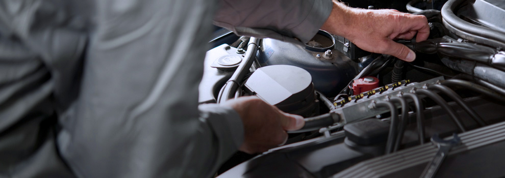 <a href='/autoservis-vsech-vozu-lb-automobile' title='Kompletní servis automobilů všech značek'><span class='lbl bottom noresize'><img src='/public/image/banner-napis-kompletni-servis-automobilu-vsech-znacek.png' alt='Kompletní servis automobilů všech značek'/><span class='lblbox'><img src='/public/image/banner-point.png' alt=''/>Kompletní servis<br/><span>automobilů všech značek</span></span></span></a>