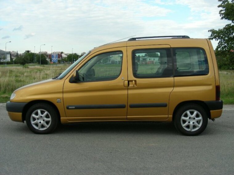 003.jpg