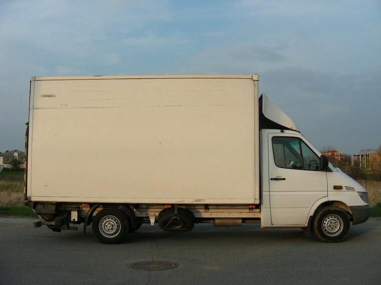 06.JPG