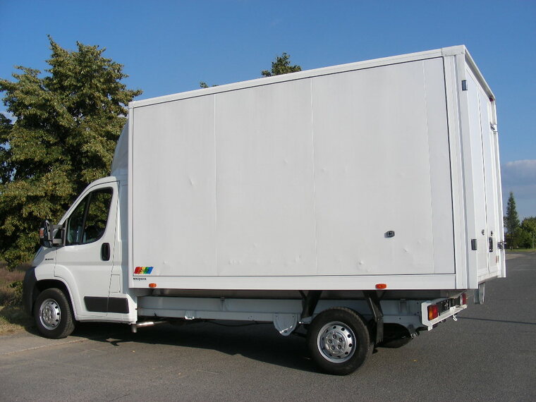 09.JPG